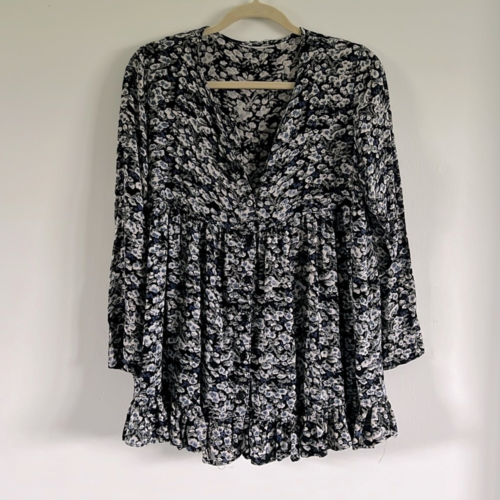 Vintage black and blue floral tunic / shirt
